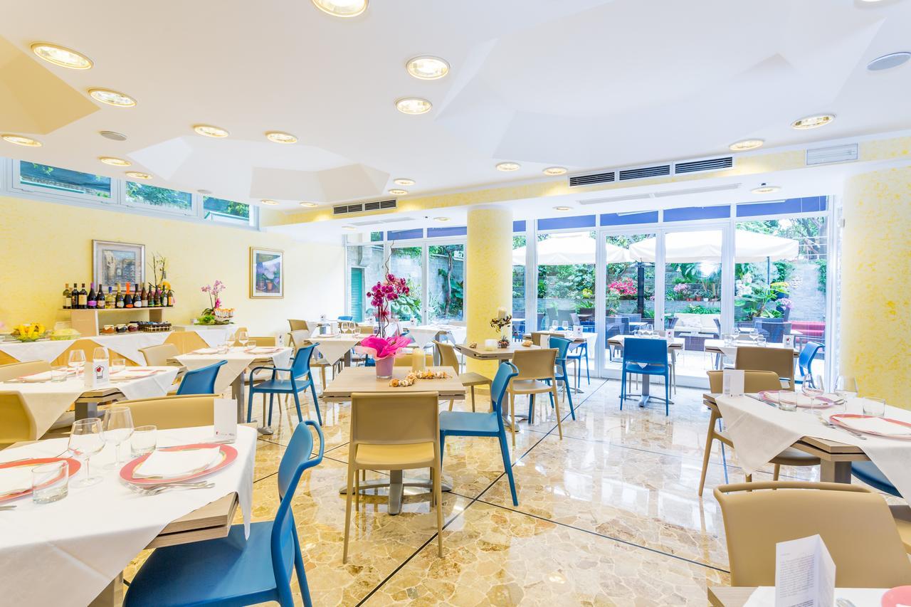 Hotel Villa Delibera Варацце Екстер'єр фото