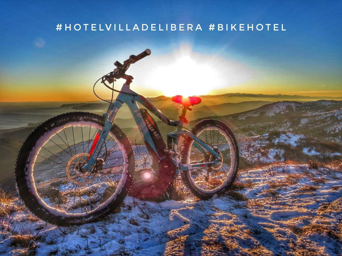 Hotel Villa Delibera Варацце Екстер'єр фото